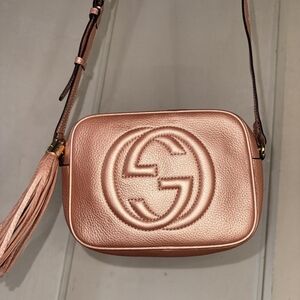 Limited Edition Gucci Metallic Pink Crossbody Bag